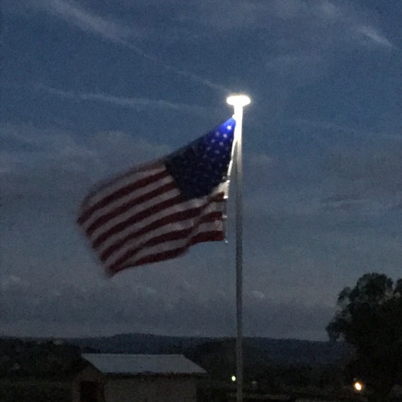 Meet your Posher - Picture 1 of 1